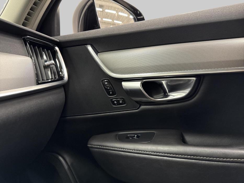 VOLVO S90 2016