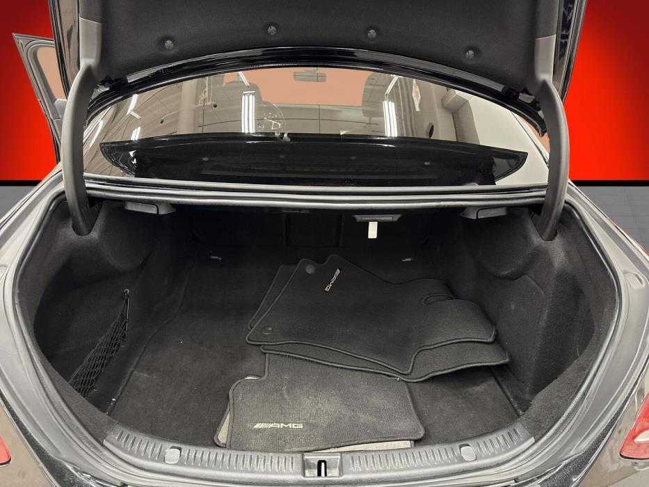 MERCEDES-BENZ E 2016