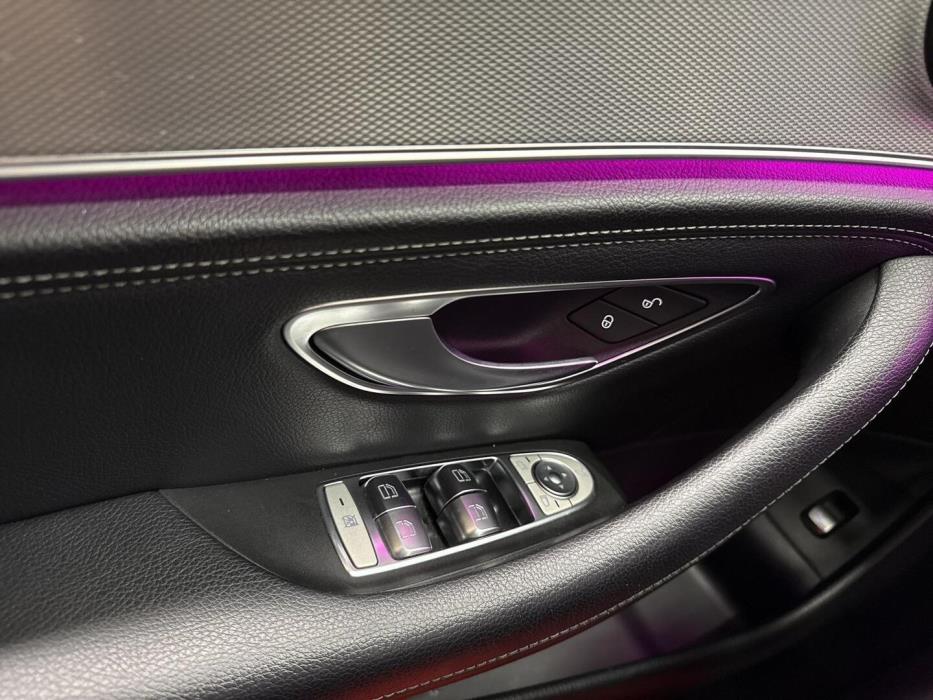 MERCEDES-BENZ E 2016