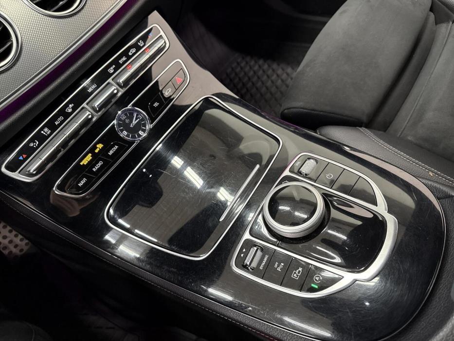 MERCEDES-BENZ E 2016