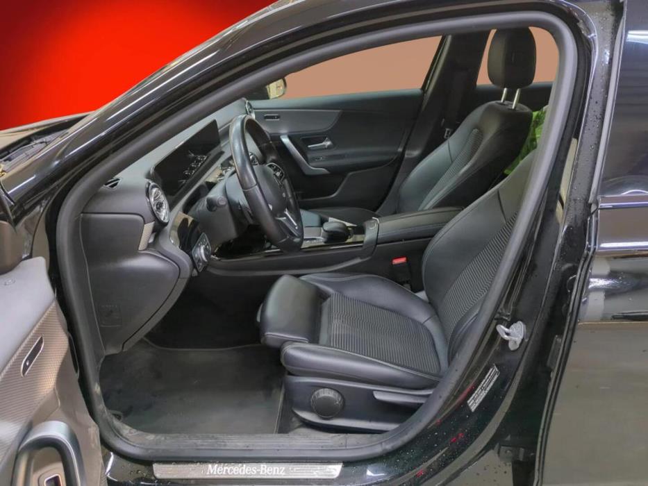 MERCEDES-BENZ A 2021