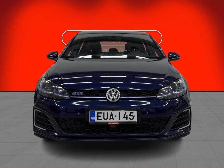 VOLKSWAGEN Golf 2017