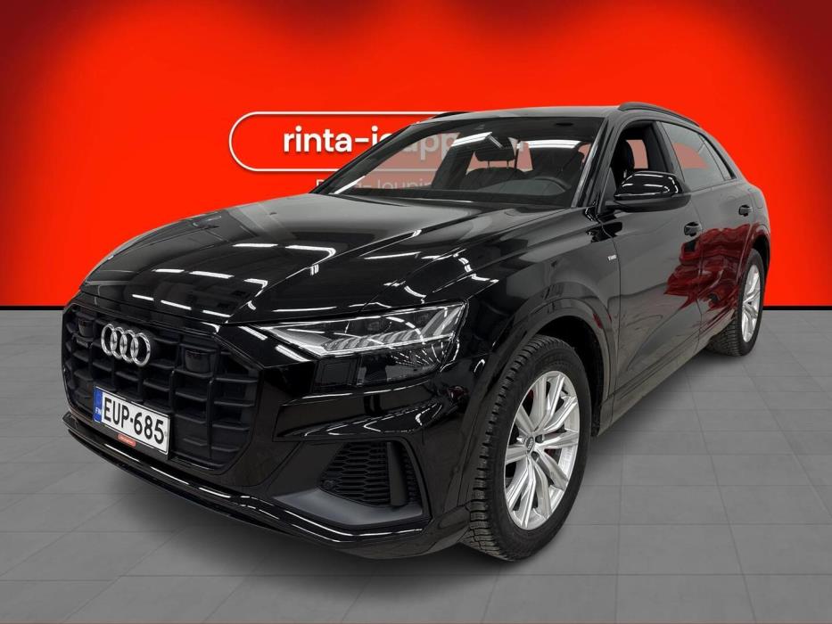 AUDI Q8 2023