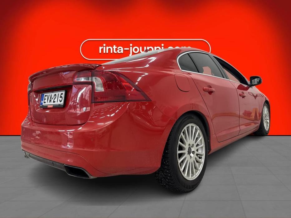 VOLVO S60 2012