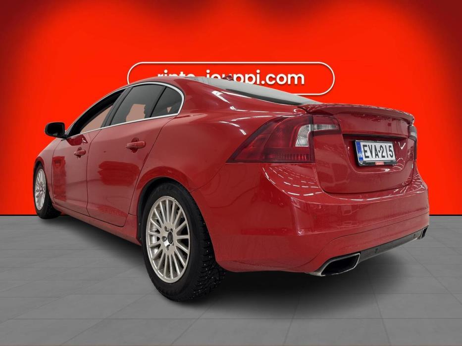 VOLVO S60 2012
