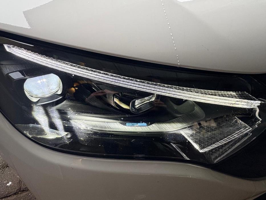 MERCEDES-BENZ EQE 2024