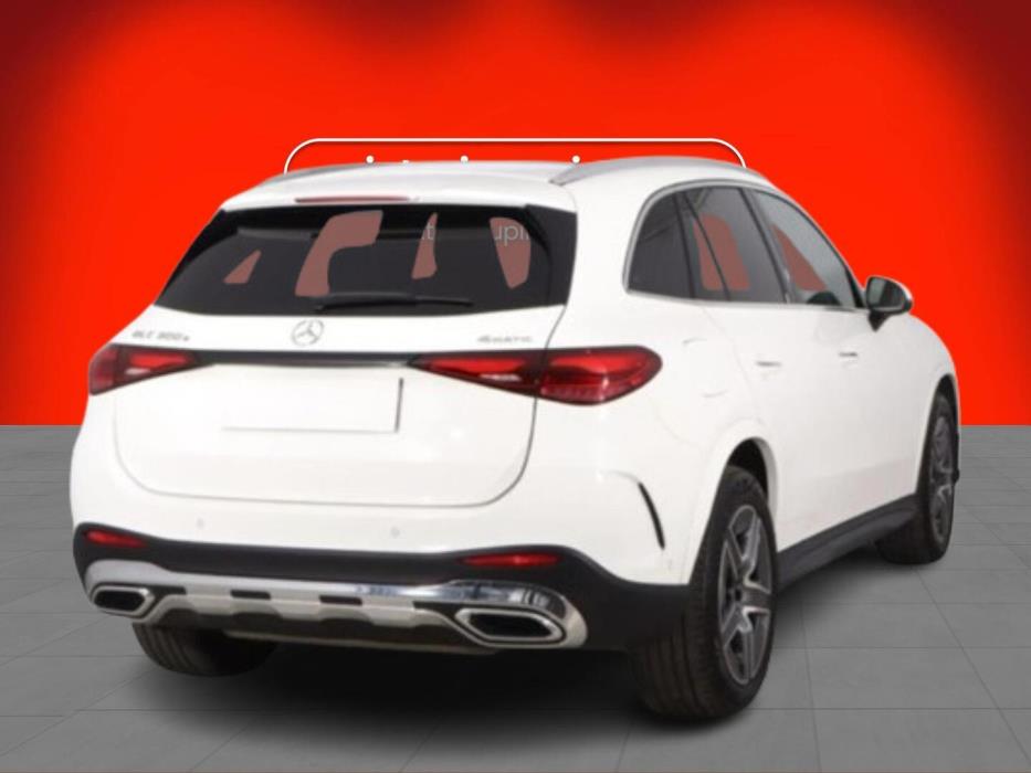 MERCEDES-BENZ GLC 2024