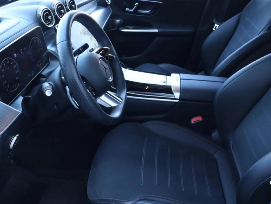 MERCEDES-BENZ GLC 2024