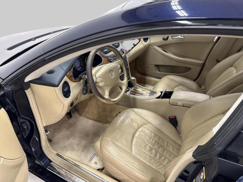 MERCEDES-BENZ CLS 2005