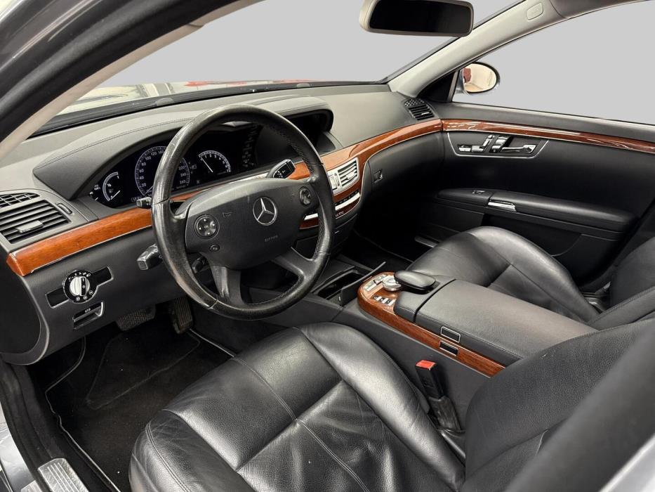 MERCEDES-BENZ S 2008
