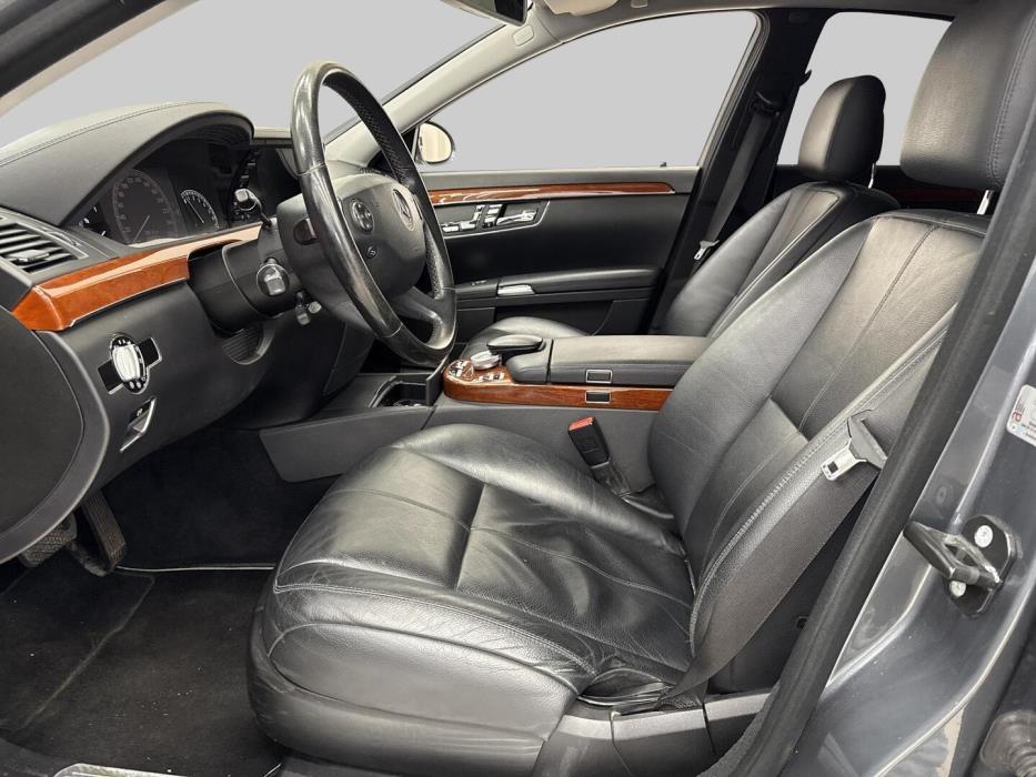 MERCEDES-BENZ S 2008