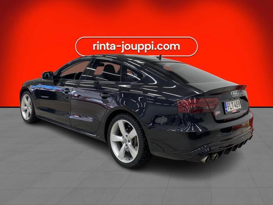 AUDI S5 2010