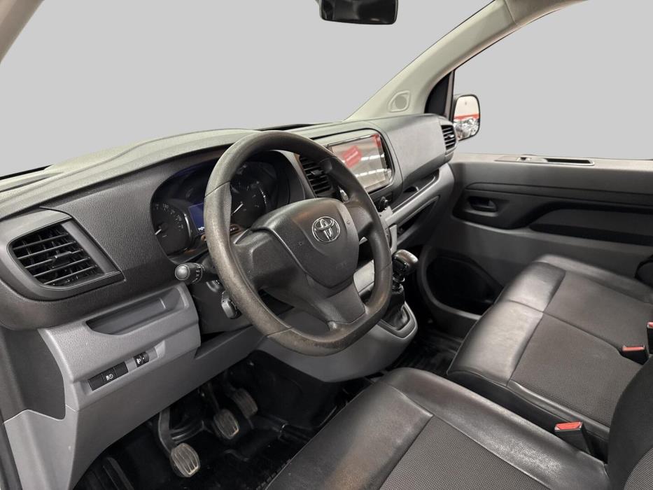 TOYOTA Proace 2018