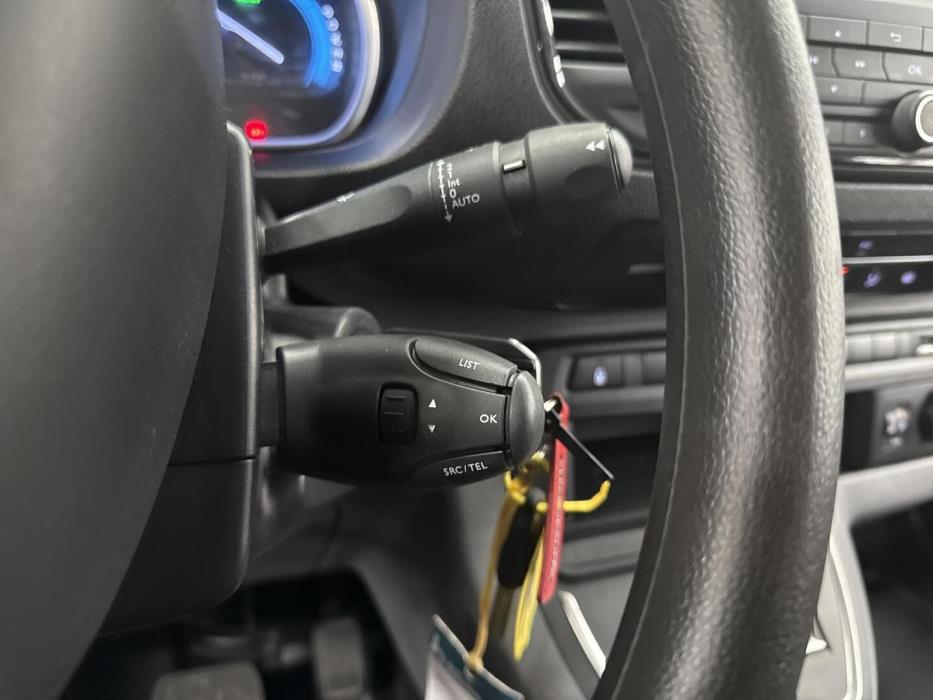 PEUGEOT e-Expert 2021