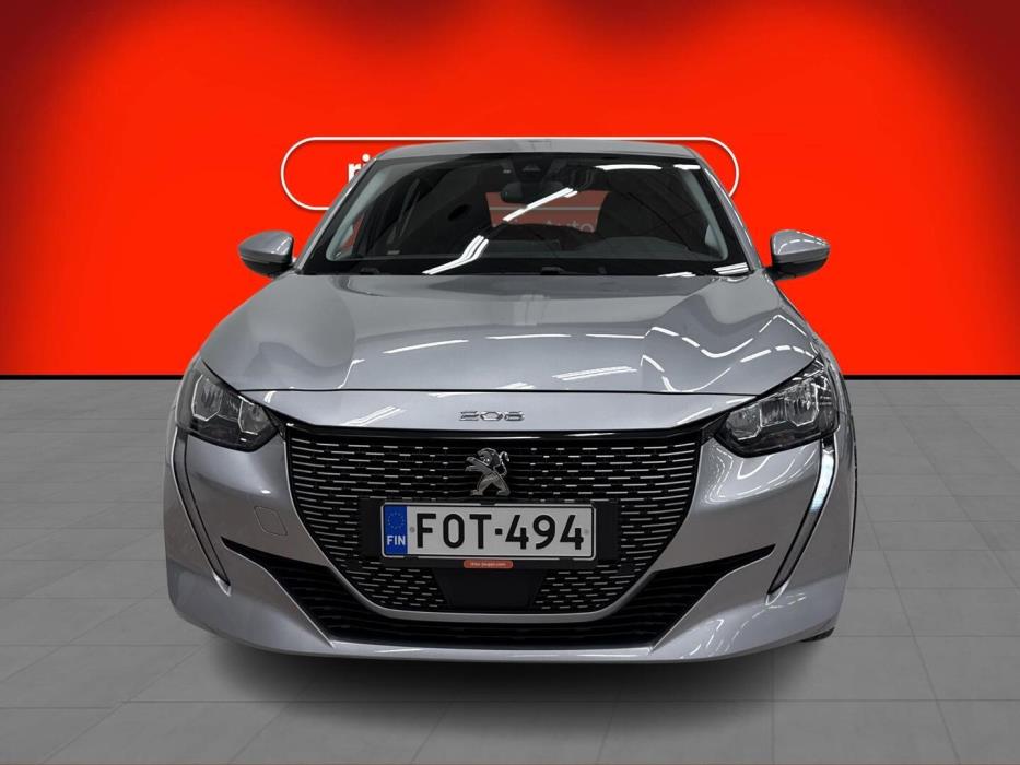 PEUGEOT e-208 2021