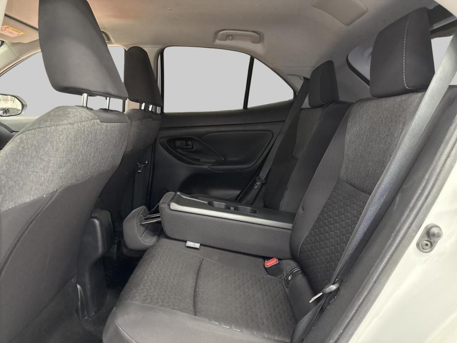 TOYOTA Yaris Cross 2024