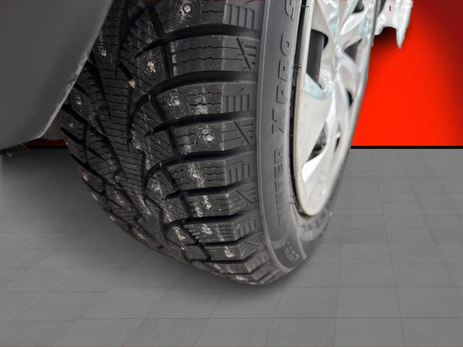 TOYOTA Yaris Cross 2024