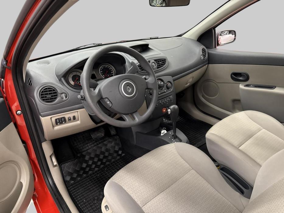 RENAULT Clio 2008