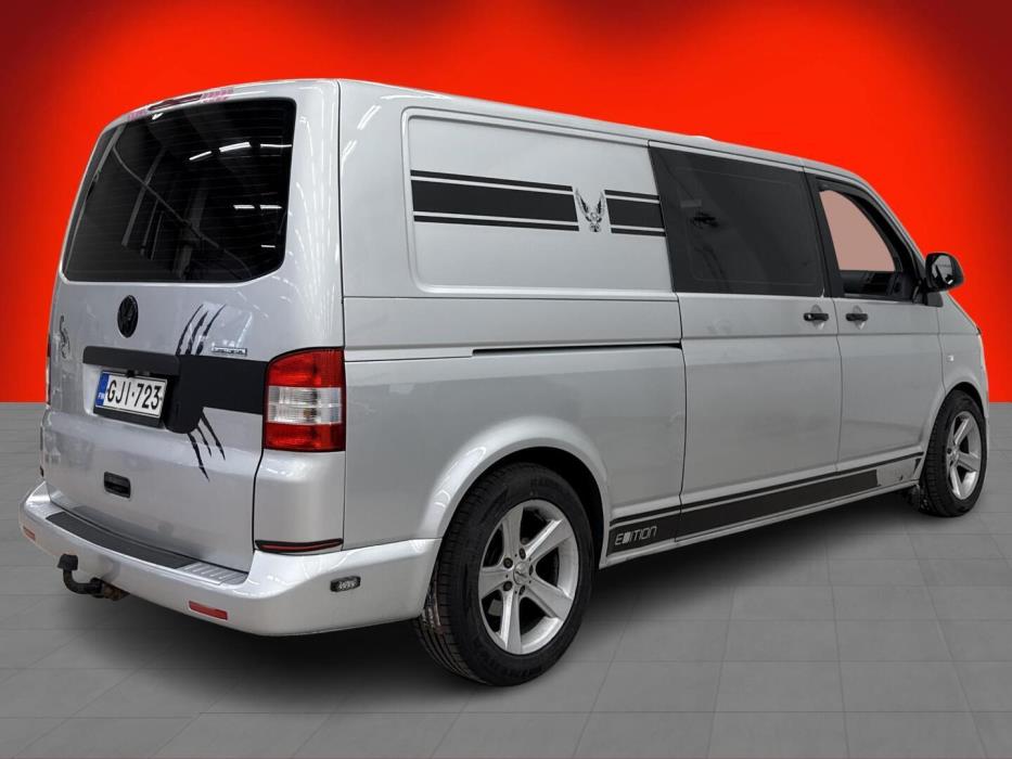 VOLKSWAGEN Transporter 2011