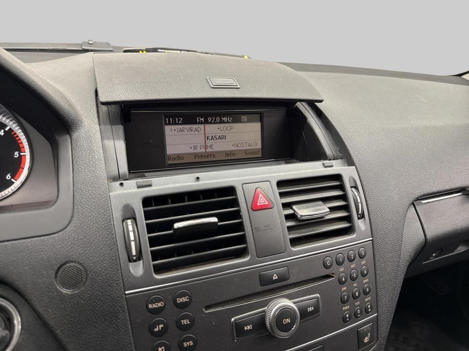 MERCEDES-BENZ C 2011