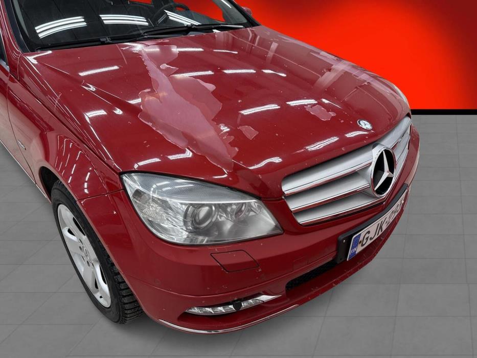 MERCEDES-BENZ C 2011