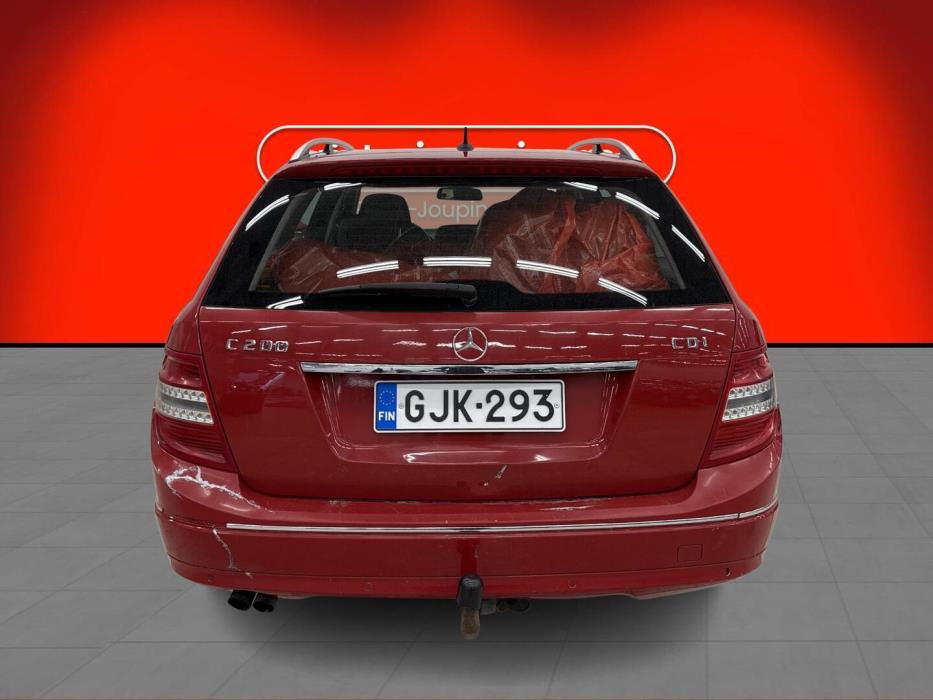 MERCEDES-BENZ C 2011