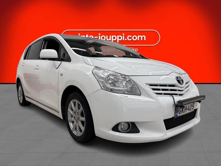 TOYOTA Verso 2011
