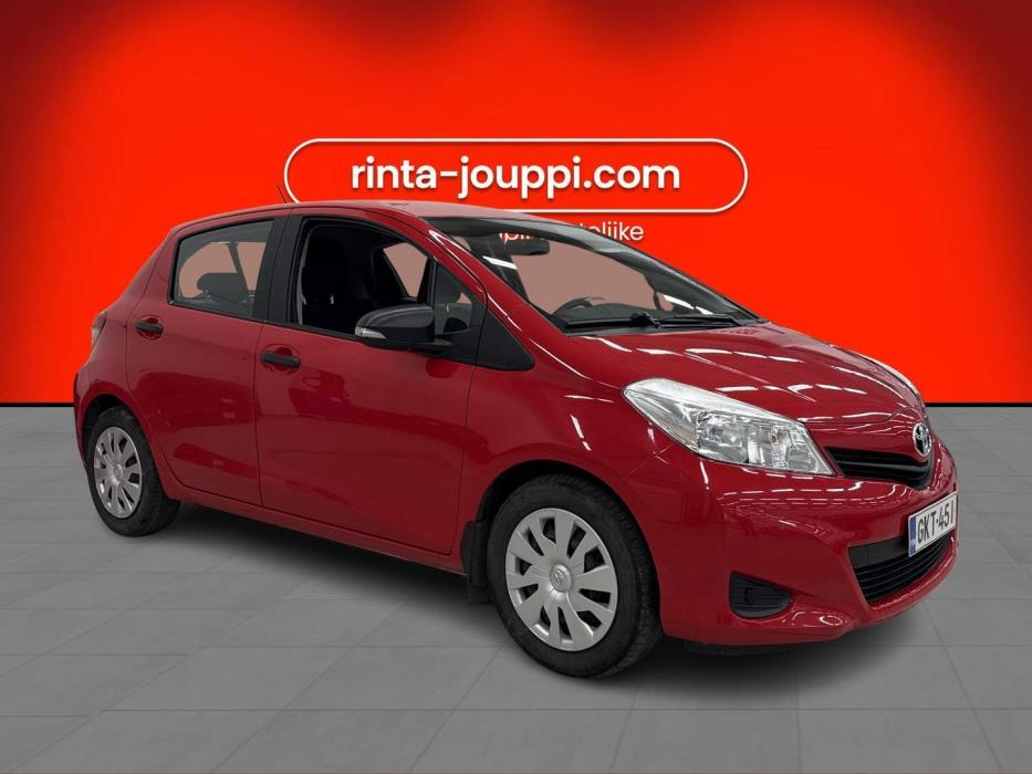 TOYOTA Yaris 2013