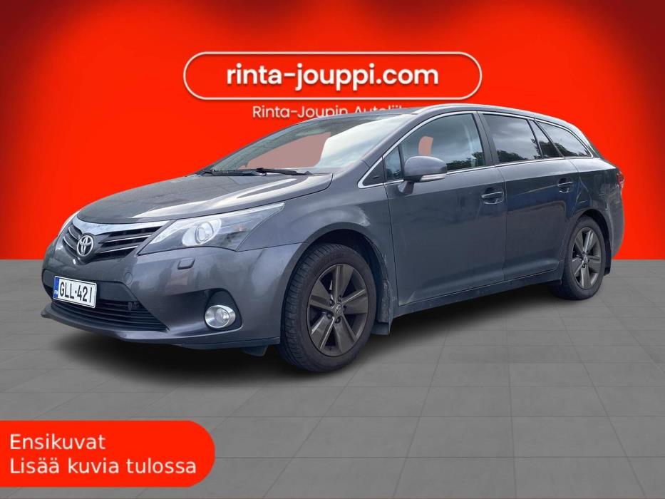TOYOTA Avensis 2015