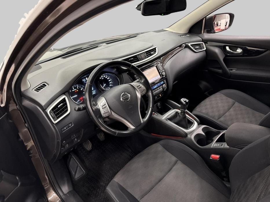 NISSAN Qashqai 2016