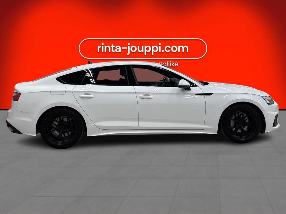 AUDI A5 2021