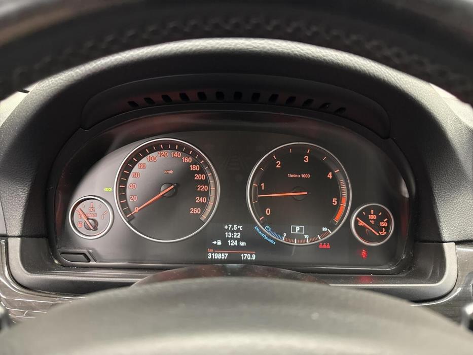BMW 530 2011