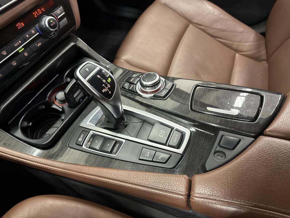 BMW 530 2011