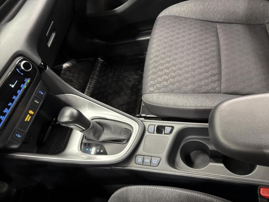 TOYOTA Yaris 2022