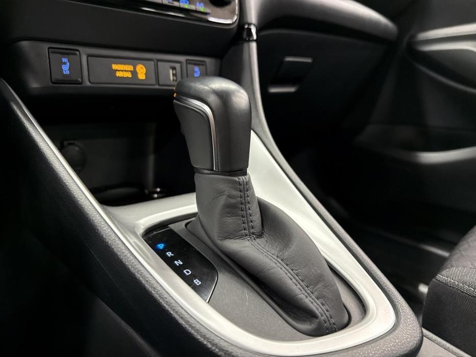 TOYOTA Yaris 2022