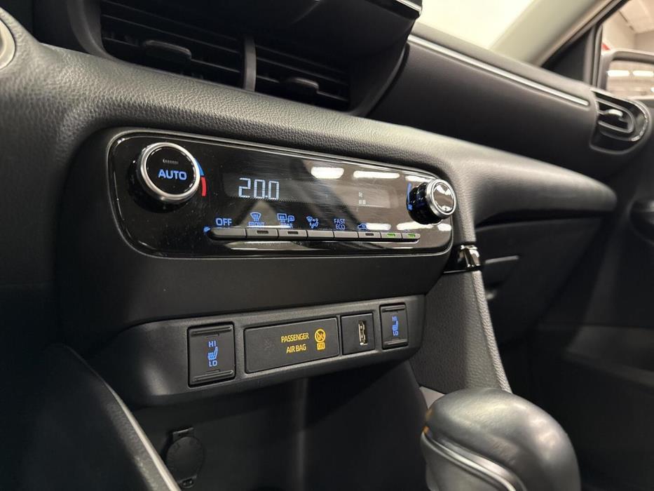TOYOTA Yaris 2022