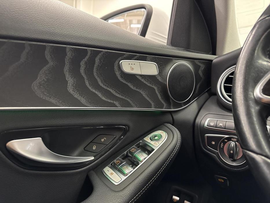 MERCEDES-BENZ C 2020