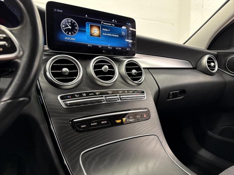 MERCEDES-BENZ C 2020