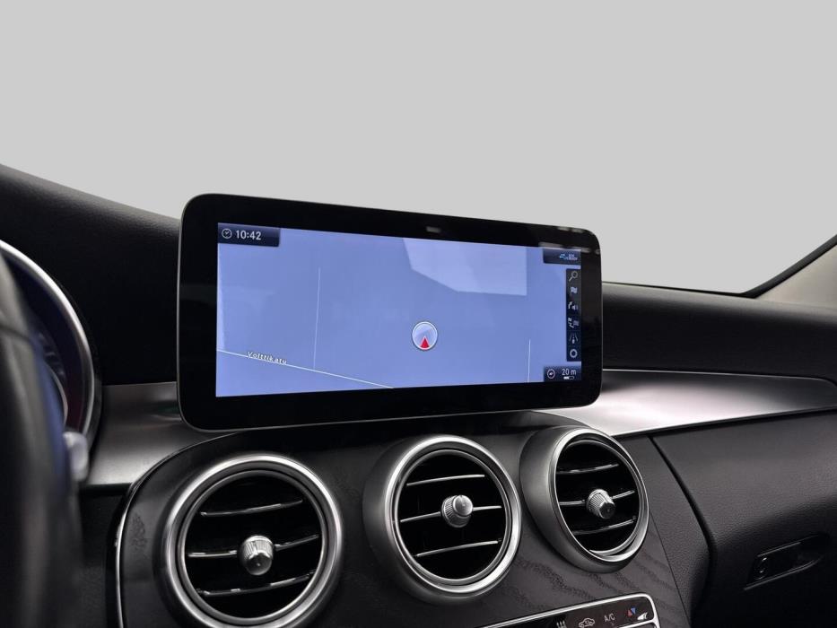 MERCEDES-BENZ C 2020