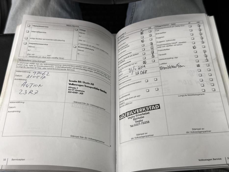 VOLKSWAGEN Amarok 2011