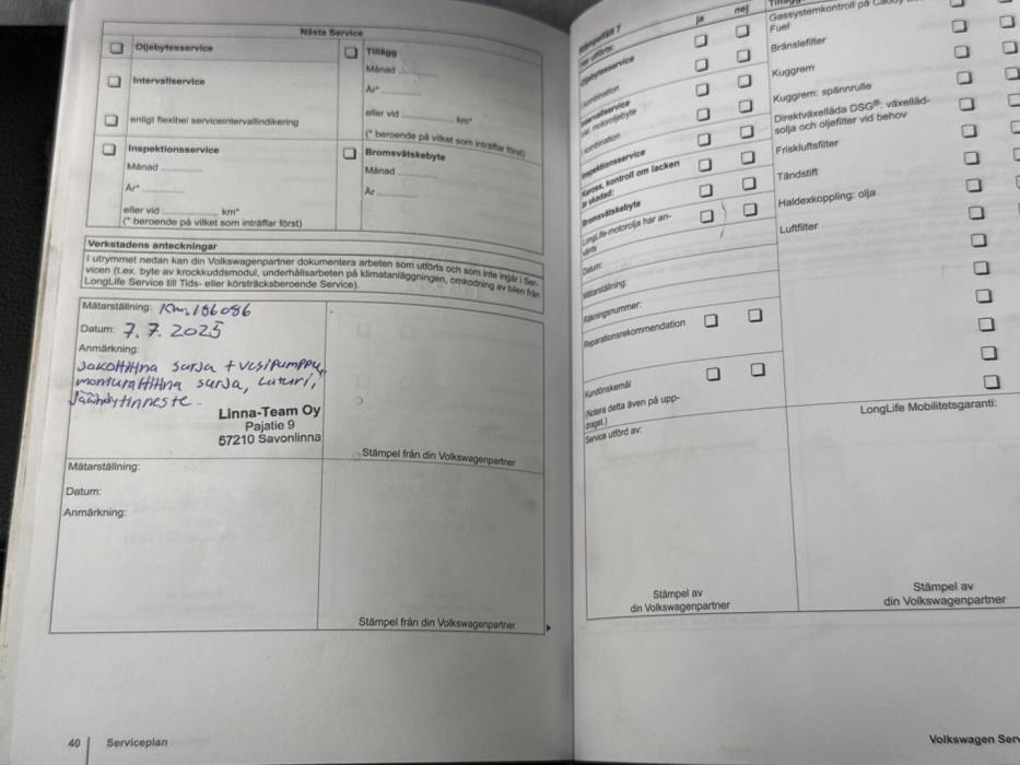 VOLKSWAGEN Amarok 2011