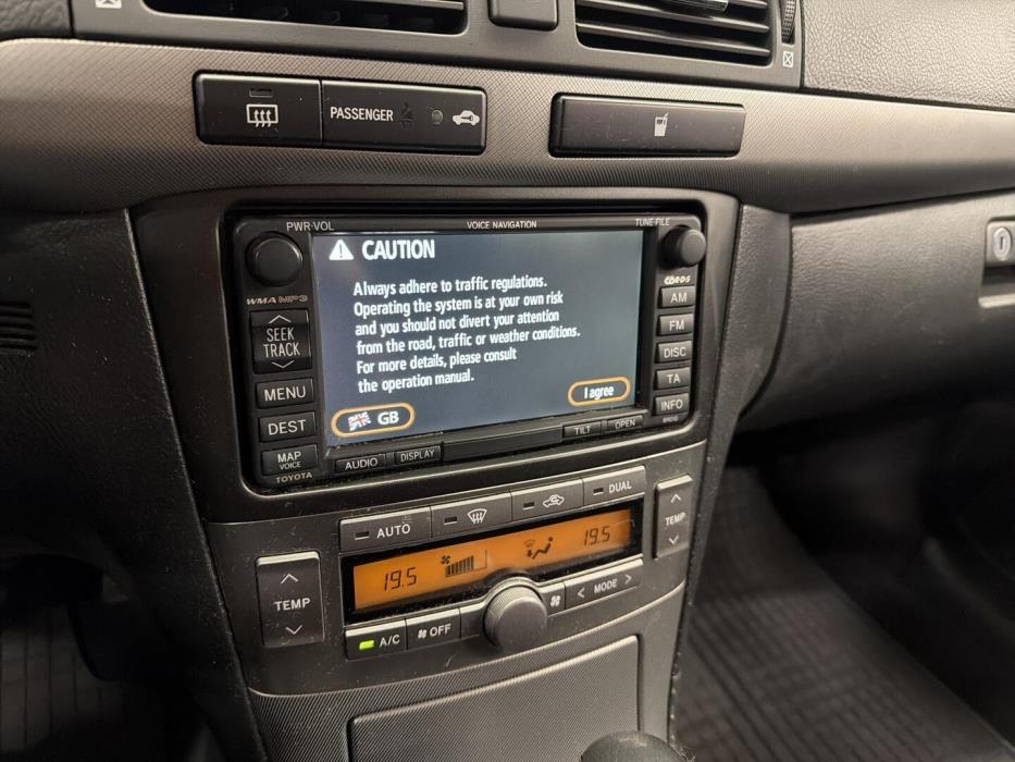TOYOTA Avensis 2008