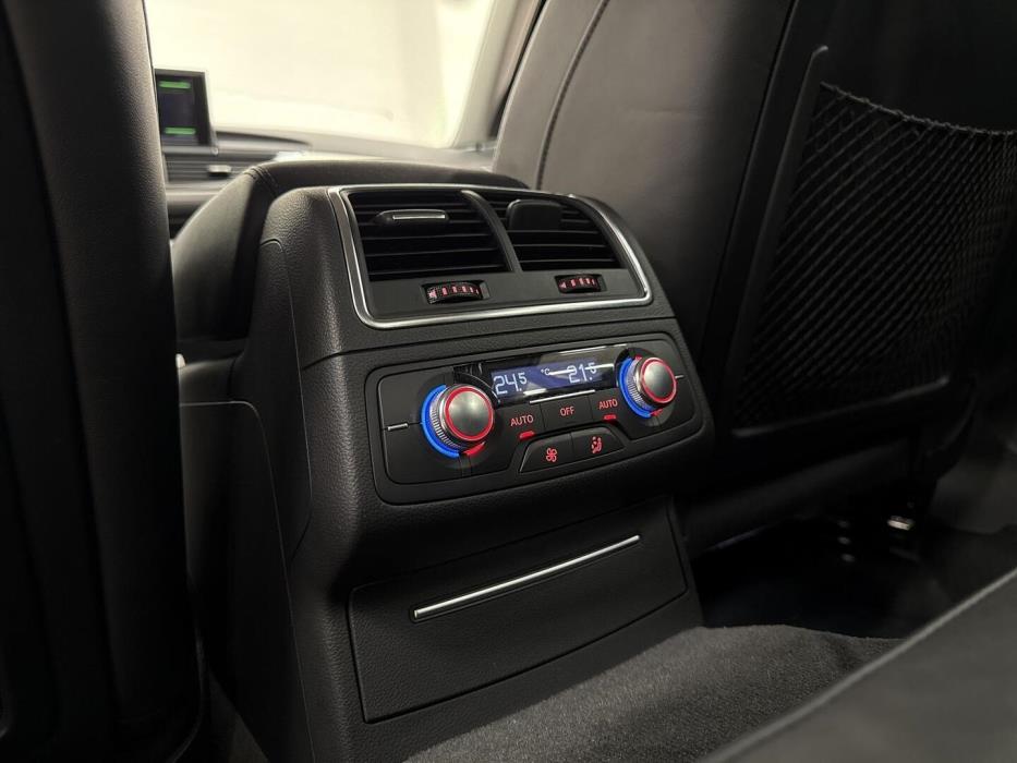 AUDI A6 2012