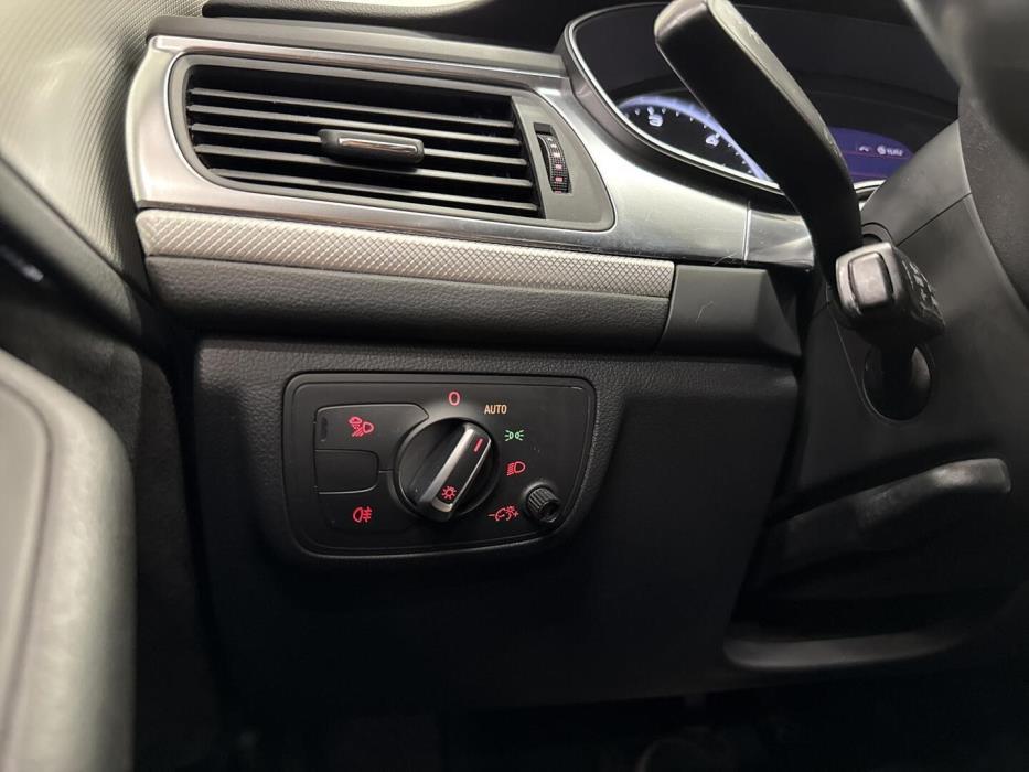 AUDI A6 2012