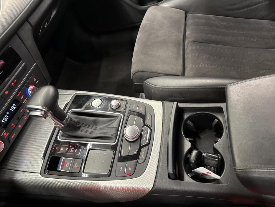 AUDI A6 2012