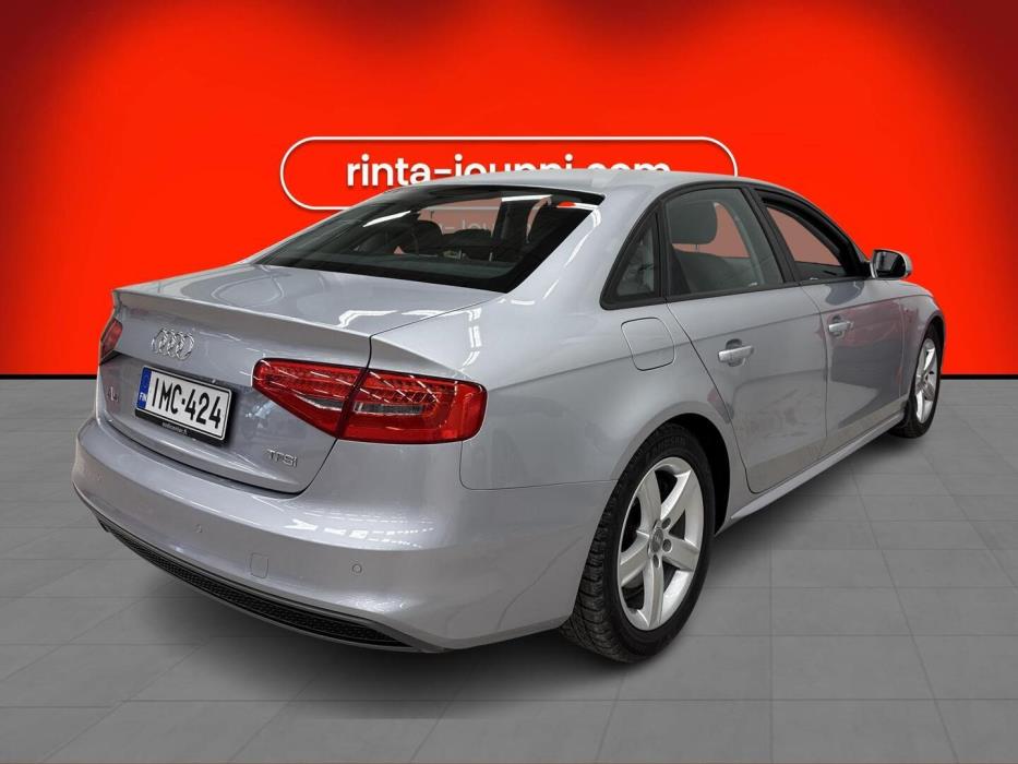 AUDI A4 2015
