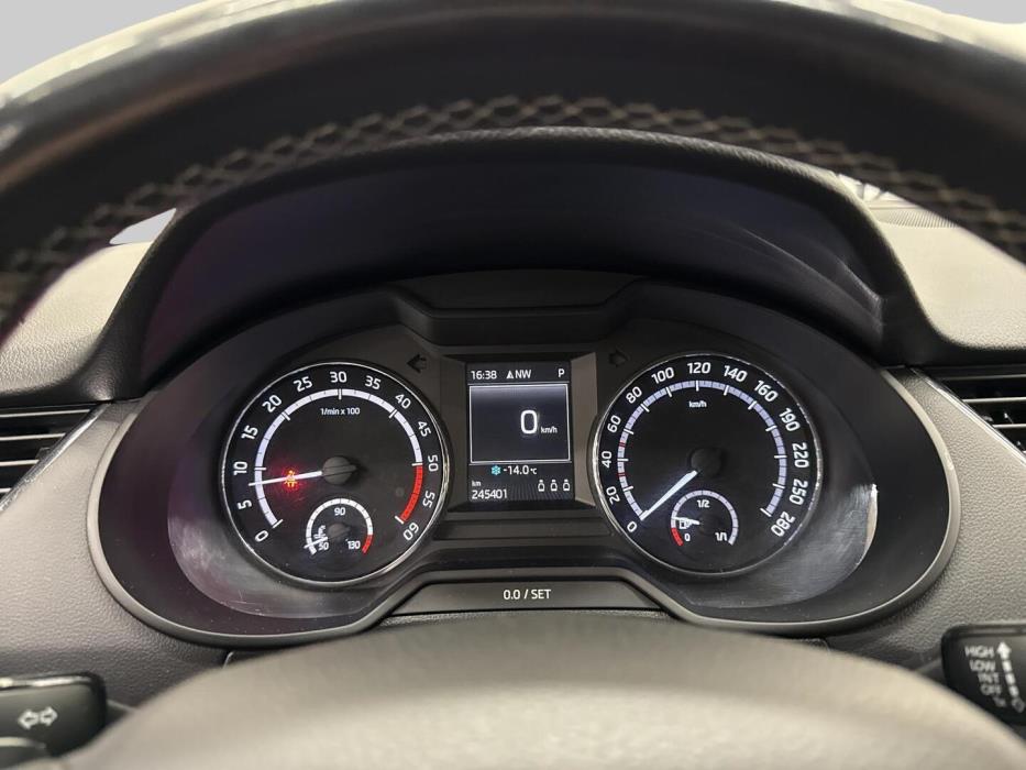 SKODA Octavia 2014