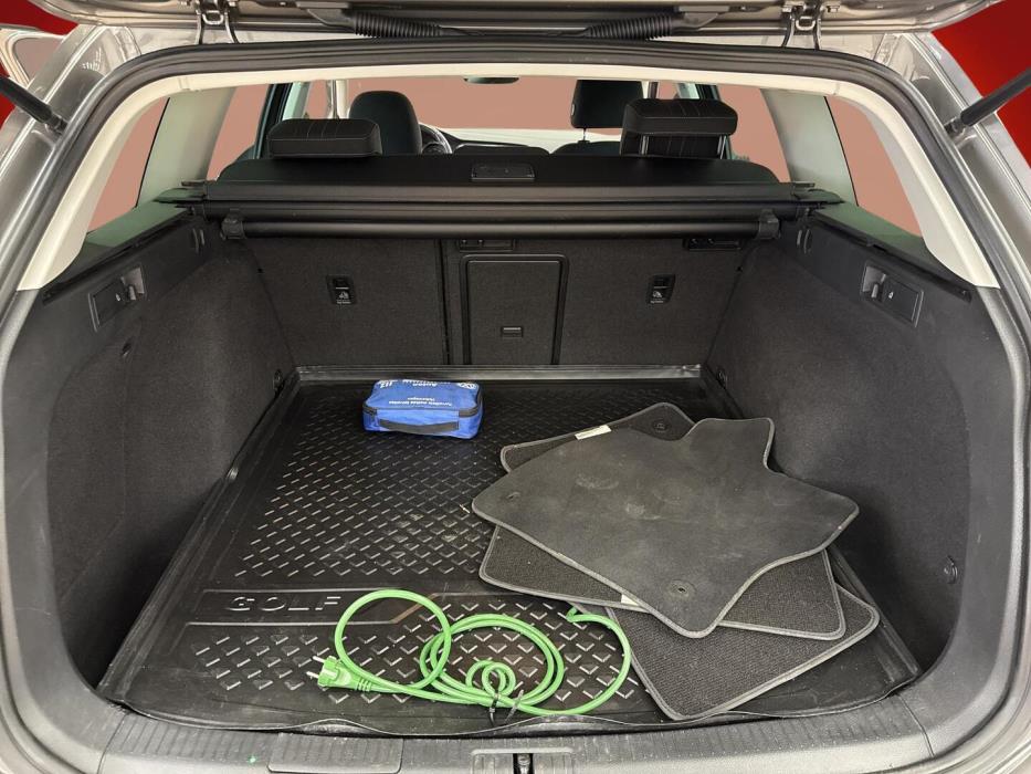 VOLKSWAGEN Golf 2017