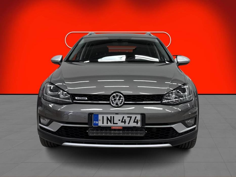 VOLKSWAGEN Golf 2017