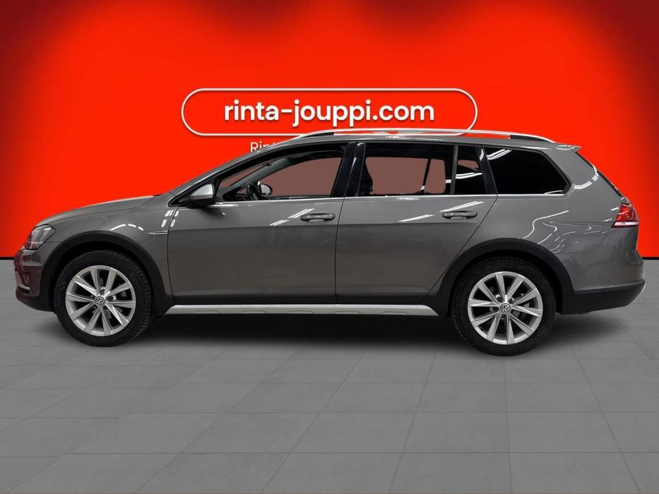 VOLKSWAGEN Golf 2017